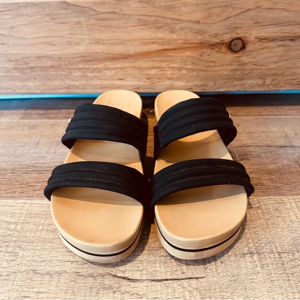 Reef- Black and Tan Slide Sandals